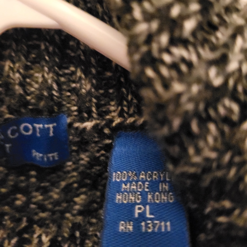 Sweater - Picture 2 of 3